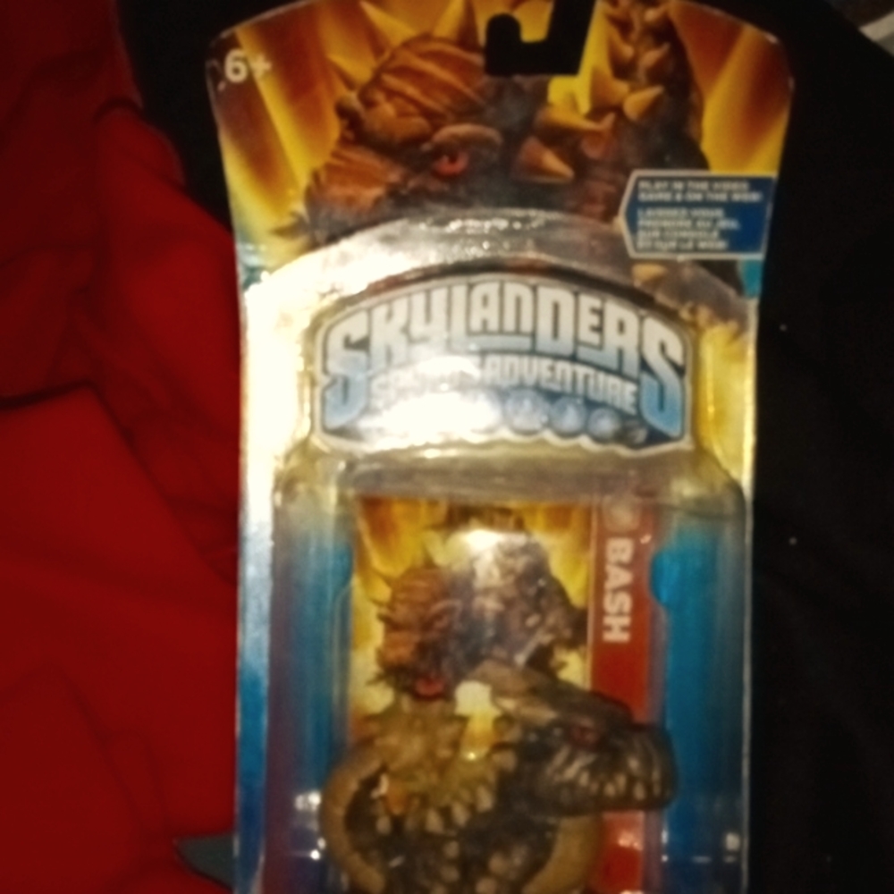 NIB SKYLANDERS SPYRO'S ADVENTURE (BASH)